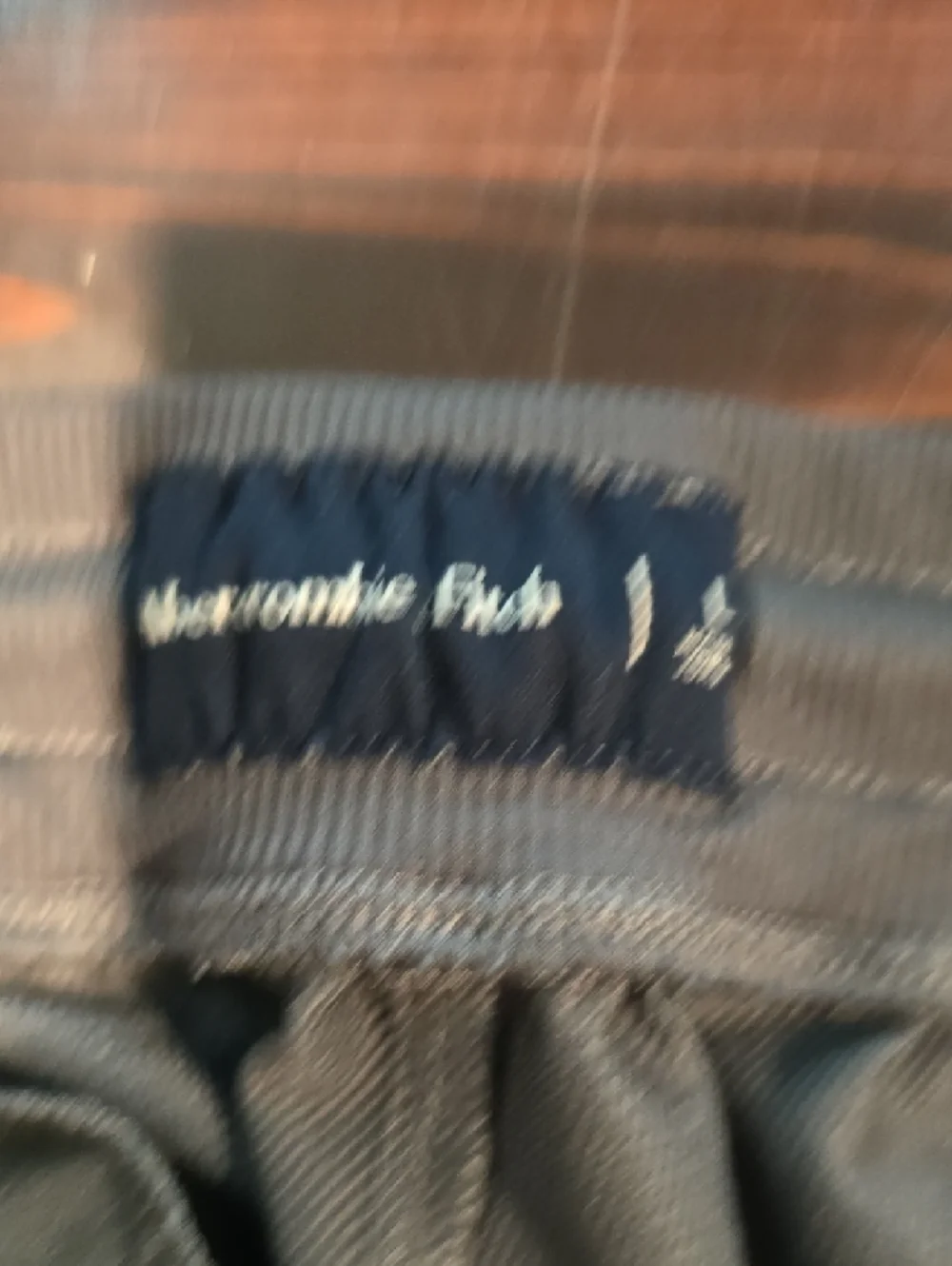Abercrombie & Fitch Gray Active Joggers - Men’s Large